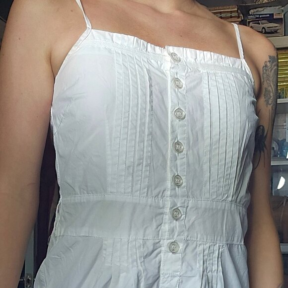 White Vintage babydoll Sundress with pockets! - Picture 3 of 6